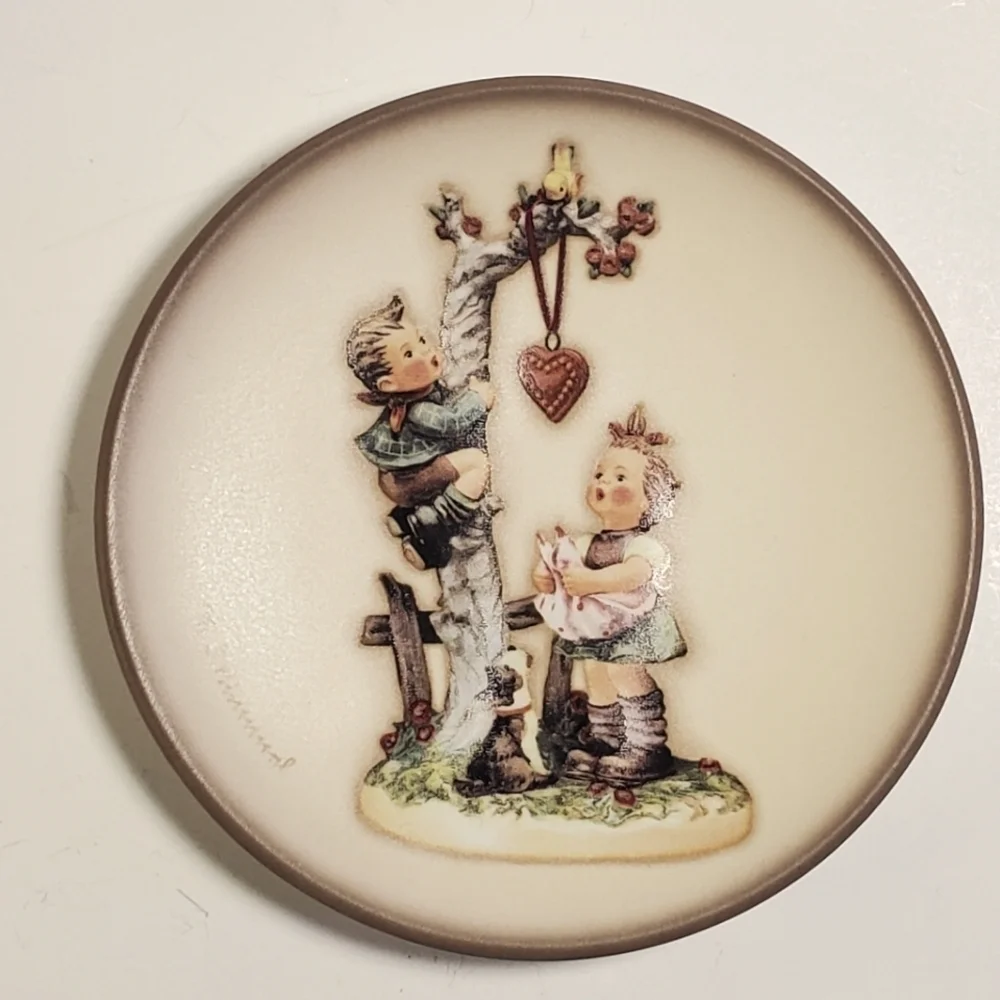 Goebel M J Hummel